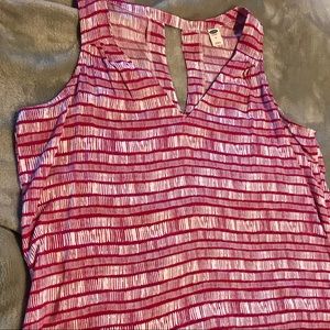 SUMMER CLOSE OUT: Cute sleeveless summer top